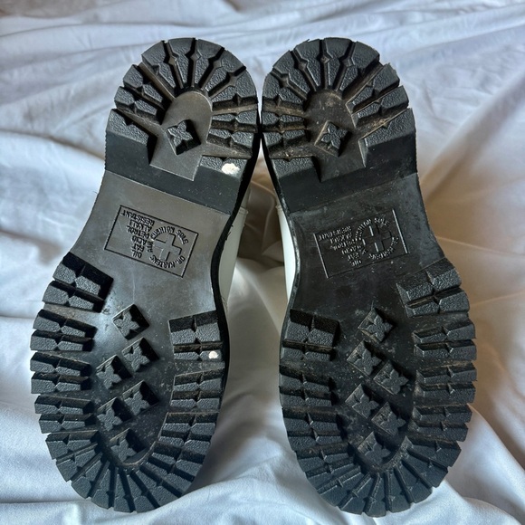 Dr. Martens Audrick Chelsea Platform Boots White- Women's 5 - Picture 5 of 9